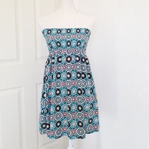 I'm in love with DEREK strapless mini dress